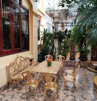 Những Điều Cần Biết Khi Mua Bộ Bàn Ghế Sân Vườn