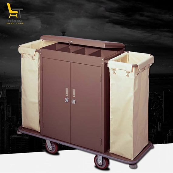 Xe làm buồng phòng có cửa đóng mở an toàn