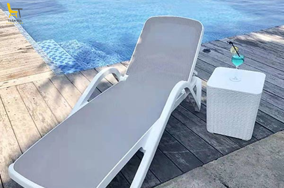 Ghế nằm tắm nắng vải lưới