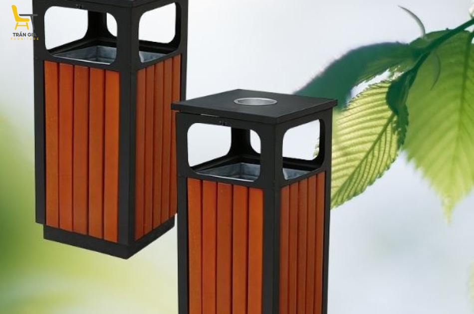 Thùng rác gỗ vuông ngoài trời có gạt tàn
