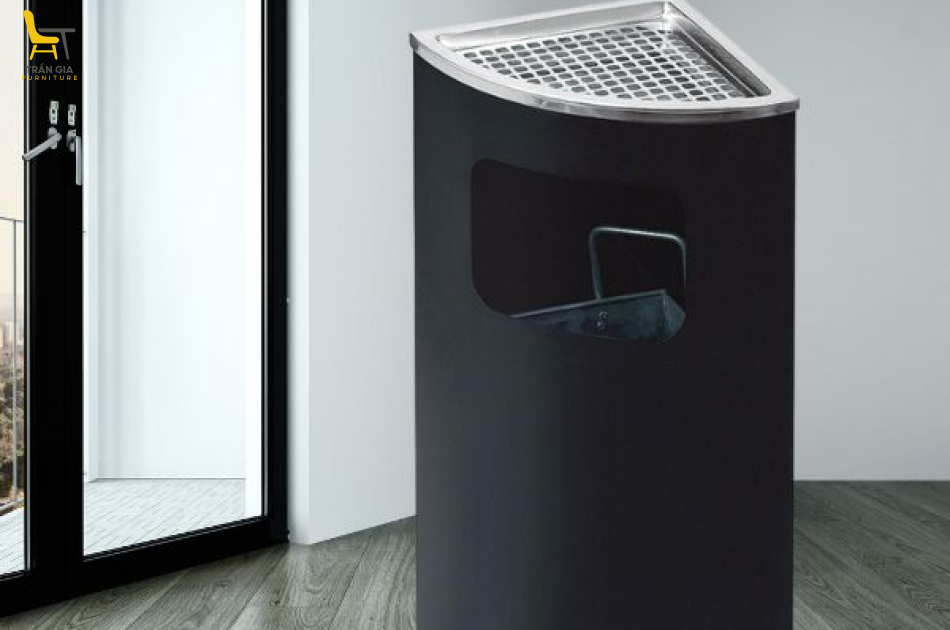 Thùng rác thép đen đặt góc loại có gạt tàn