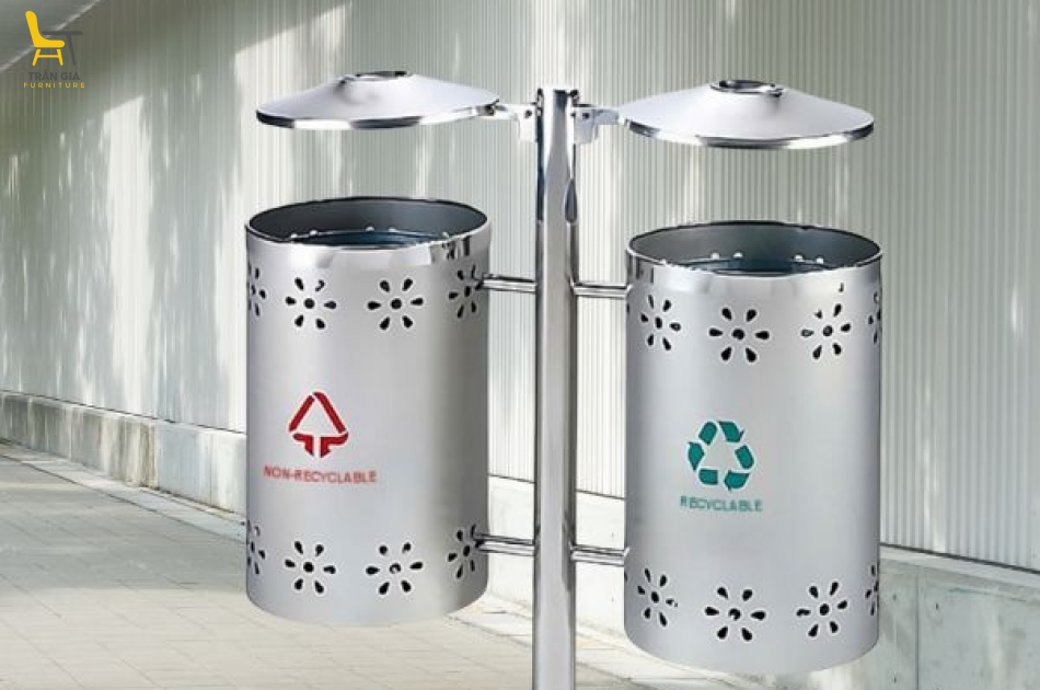 Thùng rác inox treo đôi ngoài trời có gạt tàn
