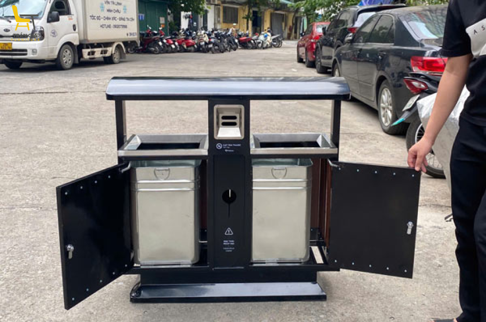 Thùng rác ngoài trời thép sơn giả gỗ hai ngăn